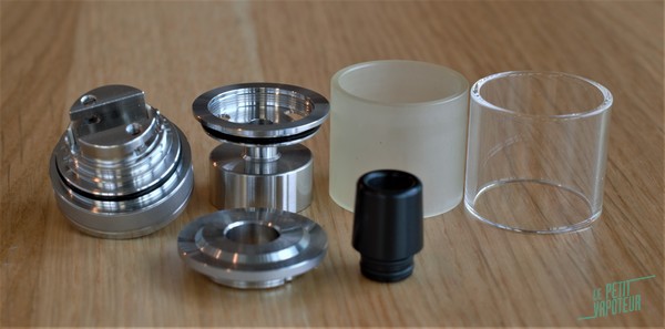 test-aston-RTA-blog-le-Petit-Vapoteur